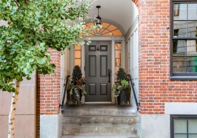 32 Derne St, Boston, Massachusetts 02114, 3 Bedrooms Bedrooms, 5 Rooms Rooms,2.5 BathroomsBathrooms,Residential Lease,For Rent,Derne St,73238129