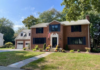 30 Plymouth Rd, Longmeadow, Massachusetts 01106, 3 Bedrooms Bedrooms, 7 Rooms Rooms,1.5 BathroomsBathrooms,Residential,For Sale,Plymouth Rd,73165269