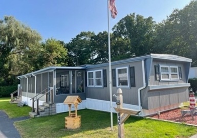 261C Newbury Street, Peabody, Massachusetts 01960, 2 Bedrooms Bedrooms, 4 Rooms Rooms,1 BathroomBathrooms,Residential,For Sale,Newbury Street,73165191