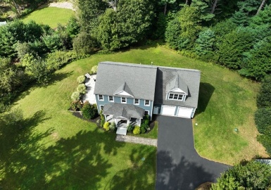 133 Elm Street, Kingston, Massachusetts 02364, 4 Bedrooms Bedrooms, 8 Rooms Rooms,2.5 BathroomsBathrooms,Residential,For Sale,Elm Street,73161174