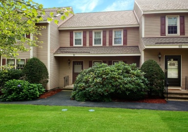 45 Washington St, Methuen, Massachusetts 01844, 2 Bedrooms Bedrooms, 6 Rooms Rooms,1 BathroomBathrooms,Residential,For Sale,Royal Oaks,Washington St,73166785