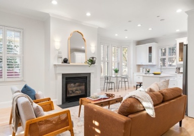 461 Main Street, Boston, Massachusetts 02129, 3 Bedrooms Bedrooms, 5 Rooms Rooms,2.5 BathroomsBathrooms,Residential,For Sale,Main Street,73166578