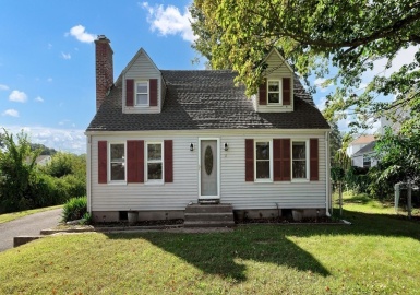 32 Glenview Drive, West Springfield, Massachusetts 01089, 3 Bedrooms Bedrooms, 5 Rooms Rooms,1.5 BathroomsBathrooms,Residential,For Sale,Glenview Drive,73163866