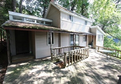 123 Pleasant St., Wenham, Massachusetts 01984, 1 Bedroom Bedrooms, 3 Rooms Rooms,1 BathroomBathrooms,Residential,For Sale,Pleasant St.,73152334