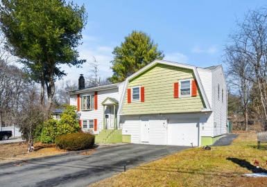 9 Fernandez Cir, Randolph, Massachusetts 02368, 5 Bedrooms Bedrooms, 8 Rooms Rooms,2 BathroomsBathrooms,Residential,For Sale,Fernandez Cir,73205504