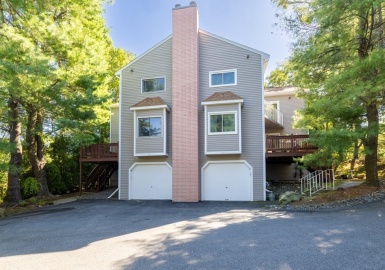 19 Bengal Ln, Salem, Massachusetts 01970, 2 Bedrooms Bedrooms, 4 Rooms Rooms,1.5 BathroomsBathrooms,Residential,For Sale,The Sanctuary Condominiums,Bengal Ln,73166023