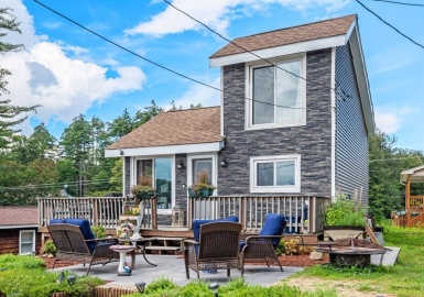 60 Holmes Road, Orange, Massachusetts 01364, 2 Bedrooms Bedrooms, 4 Rooms Rooms,1 BathroomBathrooms,Residential,For Sale,Holmes Road,73148650