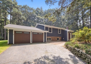 22 Saxony, Sudbury, Massachusetts 01776, 4 Bedrooms Bedrooms, 11 Rooms Rooms,2.5 BathroomsBathrooms,Residential,For Sale,Saxony,73157256