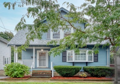 51 Hovey St, Quincy, Massachusetts 02171, 3 Bedrooms Bedrooms, 6 Rooms Rooms,1 BathroomBathrooms,Residential,For Sale,Hovey St,73160661