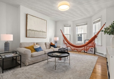371 Cardinal Medeiros Ave, Cambridge, Massachusetts 02139, 2 Bedrooms Bedrooms, 4 Rooms Rooms,1 BathroomBathrooms,Residential,For Sale,Cardinal Medeiros Ave,73164737