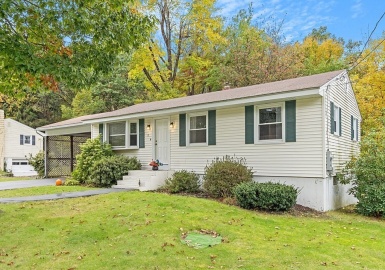8 Anthony Dr, Rutland, Massachusetts 01543, 3 Bedrooms Bedrooms, 6 Rooms Rooms,1 BathroomBathrooms,Residential,For Sale,Anthony Dr,73169633