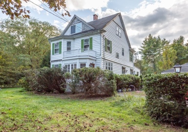 75 Burt Street, Norton, Massachusetts 02766, 4 Bedrooms Bedrooms, 8 Rooms Rooms,1.5 BathroomsBathrooms,Residential,For Sale,Burt Street,73168720