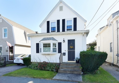 61 Crosby St, Quincy, Massachusetts 02169, 3 Bedrooms Bedrooms, 7 Rooms Rooms,1 BathroomBathrooms,Residential,For Sale,Crosby St,73163103