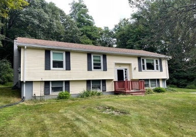 484 Pleasant St, Southbridge, Massachusetts 01550, 3 Bedrooms Bedrooms, 7 Rooms Rooms,1.5 BathroomsBathrooms,Residential,For Sale,Pleasant St,73153577