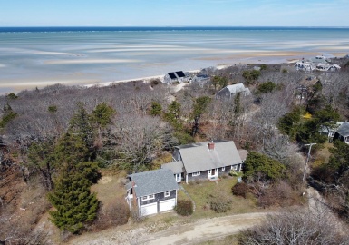 31 Governor Winthrop Rd, Brewster, Massachusetts 02631, 3 Bedrooms Bedrooms, 6 Rooms Rooms,2.5 BathroomsBathrooms,Residential,For Sale,Governor Winthrop Rd,73084507