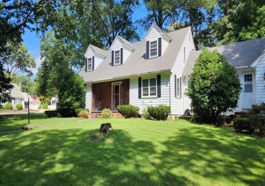 3 Maywood Rd, Holbrook, Massachusetts 02343, 4 Bedrooms Bedrooms, 8 Rooms Rooms,2.5 BathroomsBathrooms,Residential,For Sale,Maywood Rd,73154881