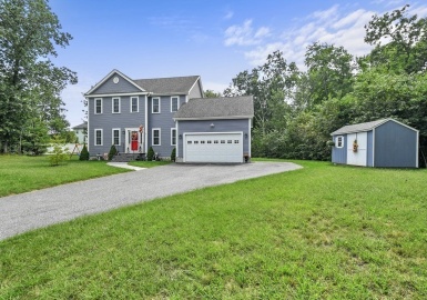 6 Kieronski Court, Uxbridge, Massachusetts 01569, 3 Bedrooms Bedrooms, 8 Rooms Rooms,2.5 BathroomsBathrooms,Residential,For Sale,Kieronski Court,73159476