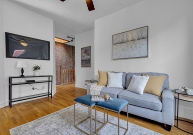 8 Pembroke Ct, Somerville, Massachusetts 02145, 2 Bedrooms Bedrooms, 4 Rooms Rooms,1 BathroomBathrooms,Residential,For Sale,Pembroke Ct,73166489