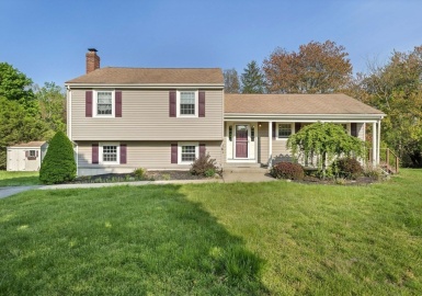 161 Barstow Dr, Braintree, Massachusetts 02184, 4 Bedrooms Bedrooms, 9 Rooms Rooms,1.5 BathroomsBathrooms,Residential,For Sale,Barstow Dr,73109885