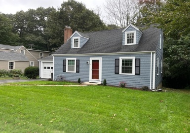 31 Ledgelawn Ave, Lexington, Massachusetts 02420, 3 Bedrooms Bedrooms, 8 Rooms Rooms,2.5 BathroomsBathrooms,Residential,For Sale,Ledgelawn Ave,73163741