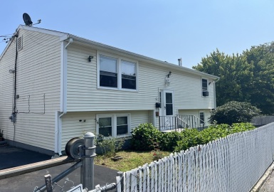 4 Russell, Worcester, Massachusetts 01609, 3 Bedrooms Bedrooms, 7 Rooms Rooms,2 BathroomsBathrooms,Residential,For Sale,Russell,73152046