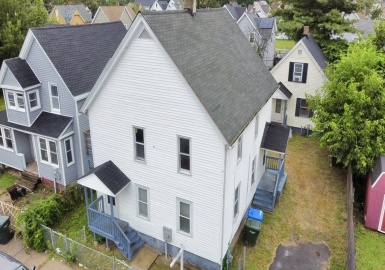 38 Collins St, Springfield, Massachusetts 01109, 4 Bedrooms Bedrooms, 8 Rooms Rooms,2 BathroomsBathrooms,Residential,For Sale,Collins St,73153707