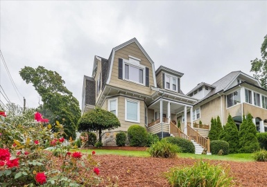 172 Whitwell St, Quincy, Massachusetts 02169, 3 Bedrooms Bedrooms, 7 Rooms Rooms,2 BathroomsBathrooms,Residential,For Sale,Whitwell St,73153539