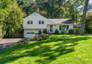 104 Warren Rd, Ashland, Massachusetts 01721, 3 Bedrooms Bedrooms, 8 Rooms Rooms,1.5 BathroomsBathrooms,Residential,For Sale,Warren Rd,73167013