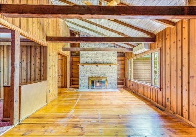 165 Summer St, Scituate, Massachusetts 02066, 3 Bedrooms Bedrooms, 6 Rooms Rooms,1 BathroomBathrooms,Residential,For Sale,Summer St,73141322