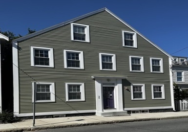 26 Essex St, Salem, Massachusetts 01970, 3 Bedrooms Bedrooms, 5 Rooms Rooms,1 BathroomBathrooms,Residential,For Sale,1820 Essex House Condominium,Essex St,73165208