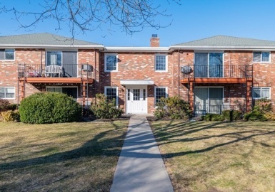 96 Fountain Ln, Weymouth, Massachusetts 02190, 2 Bedrooms Bedrooms, 4 Rooms Rooms,1.5 BathroomsBathrooms,Residential,For Sale,Fountain Lane Condominiums,Fountain Ln,73149902