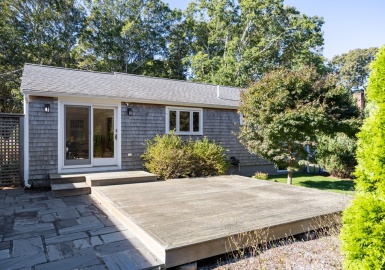 146 Minot St, Falmouth, Massachusetts 02540, 2 Bedrooms Bedrooms, 4 Rooms Rooms,1 BathroomBathrooms,Residential,For Sale,Minot St,73170609