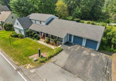 306 Andover Rd, Billerica, Massachusetts 01821, 4 Bedrooms Bedrooms, 9 Rooms Rooms,2 BathroomsBathrooms,Residential,For Sale,Andover Rd,73157314