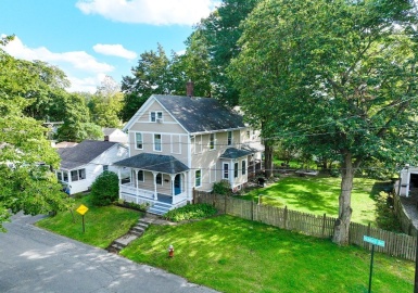 50 Hubbard Ave, Northampton, Massachusetts 01060, 3 Bedrooms Bedrooms, 9 Rooms Rooms,2 BathroomsBathrooms,Residential,For Sale,Hubbard Ave,73161194