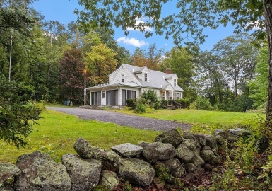 1074 Foster Rd, Ashby, Massachusetts 01431, 3 Bedrooms Bedrooms, 8 Rooms Rooms,2.5 BathroomsBathrooms,Residential,For Sale,Foster Rd,73167291