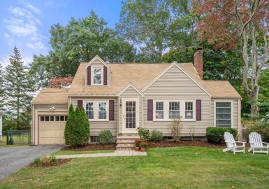 51 Madison Rd, Waltham, Massachusetts 02453, 4 Bedrooms Bedrooms, 8 Rooms Rooms,3 BathroomsBathrooms,Residential,For Sale,Madison Rd,73171887