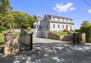 36 Magnolia Avenue, Barnstable, Massachusetts 02672, 5 Bedrooms Bedrooms, 8 Rooms Rooms,3 BathroomsBathrooms,Residential,For Sale,Magnolia Avenue,73123133