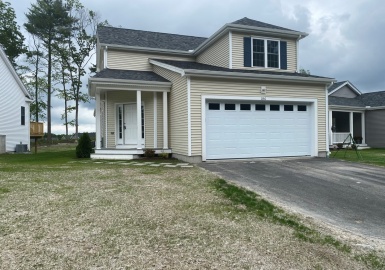 186 Crownshield Ave, Uxbridge, Massachusetts 01569, 3 Bedrooms Bedrooms, 7 Rooms Rooms,2.5 BathroomsBathrooms,Residential,For Sale,Patriot's Landing,Crownshield Ave,73156212