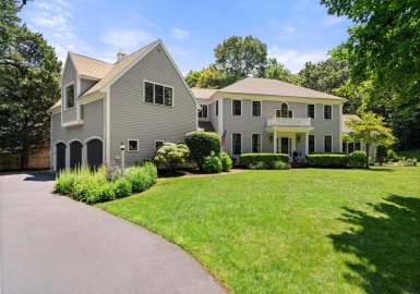 50 Possum Run, Duxbury, Massachusetts 02332, 4 Bedrooms Bedrooms, 11 Rooms Rooms,3.5 BathroomsBathrooms,Residential,For Sale,Possum Run,73135240