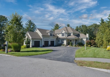 16 Weetamoo Way, Westford, Massachusetts 01886, 4 Bedrooms Bedrooms, 8 Rooms Rooms,5 BathroomsBathrooms,Residential,For Sale,Weetamoo Way,73170799