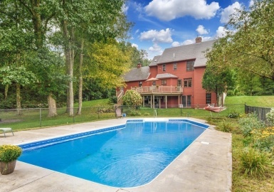 6 Parker Pl, Princeton, Massachusetts 01541, 4 Bedrooms Bedrooms, 8 Rooms Rooms,2.5 BathroomsBathrooms,Residential,For Sale,Parker Pl,73159110