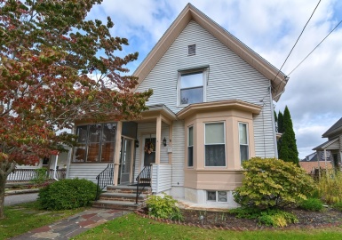 71 School St, Milford, Massachusetts 01757, 3 Bedrooms Bedrooms, 6 Rooms Rooms,1.5 BathroomsBathrooms,Residential,For Sale,School St,73165074