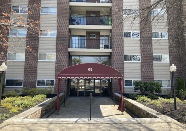 68 Main St, Stoneham, Massachusetts 02180, 2 Bedrooms Bedrooms, 5 Rooms Rooms,1 BathroomBathrooms,Residential,For Sale,Buckingham Terrace,Main St,73166948