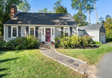 181 Webster St, Marshfield, Massachusetts 02050, 3 Bedrooms Bedrooms, 9 Rooms Rooms,2 BathroomsBathrooms,Residential,For Sale,Webster St,73161884