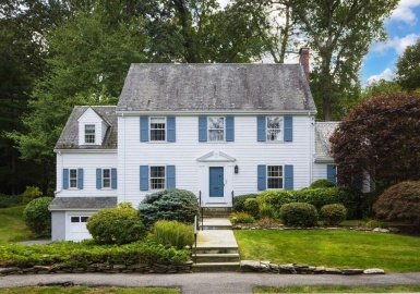 54 Bound Brook Rd, Newton, Massachusetts 02461, 3 Bedrooms Bedrooms, 9 Rooms Rooms,2.5 BathroomsBathrooms,Residential,For Sale,Bound Brook Rd,73164102