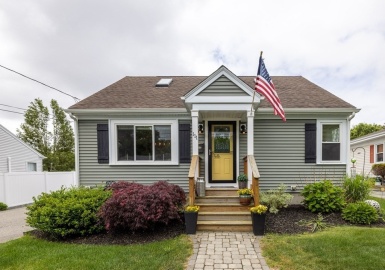 111 Luther Ave, Somerset, Massachusetts 02726, 2 Bedrooms Bedrooms, 6 Rooms Rooms,1.5 BathroomsBathrooms,Residential,For Sale,Luther Ave,73123834