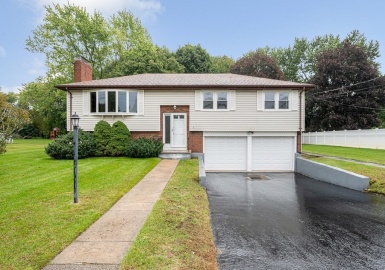6 Thistle Rd, Burlington, Massachusetts 01803, 3 Bedrooms Bedrooms, 7 Rooms Rooms,2 BathroomsBathrooms,Residential,For Sale,Thistle Rd,73166401