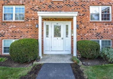 89 Pleasant St, Medfield, Massachusetts 02052, 2 Bedrooms Bedrooms, 4 Rooms Rooms,1 BathroomBathrooms,Residential,For Sale,Medfield Gardens Condominiums,Pleasant St,73169480