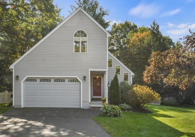 43 Hideaway Lane, Methuen, Massachusetts 01844, 3 Bedrooms Bedrooms, 8 Rooms Rooms,2.5 BathroomsBathrooms,Residential,For Sale,Hideaway Lane,73167607