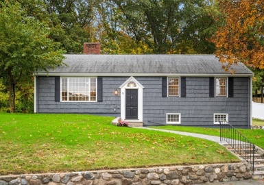 42 Brook St, Wakefield, Massachusetts 01880, 3 Bedrooms Bedrooms, 6 Rooms Rooms,1 BathroomBathrooms,Residential,For Sale,Brook St,73174523